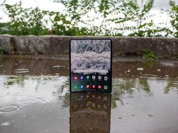 Samsung Galaxy Z Fold 3 reviewed by Android Central Samsung Galaxy Z Fold 3 reviewed by Android Central
