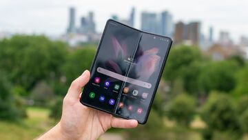 Samsung Galaxy Z Fold 3 test par ExpertReviews