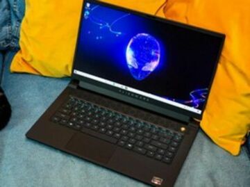Alienware m15 R5 testé par CNET France Alienware m15 R5 testé par CNET France