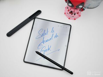 Samsung Galaxy Z Fold 3 test par Journal du Geek Samsung Galaxy Z Fold 3 test par Journal du Geek