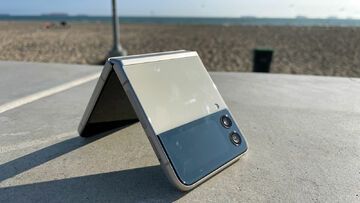 Samsung Galaxy Z Flip 3 test par TechRadar
