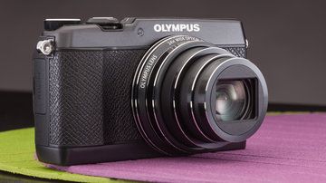 Olympus Stylus SH-2 test par PCMag Olympus Stylus SH-2 test par PCMag