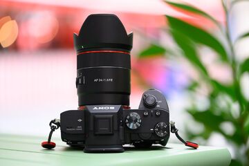 Samyang AF 24 mm Review: 1 Ratings, Pros and Cons