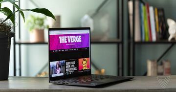 Lenovo Thinkpad X1 Carbon test par The Verge