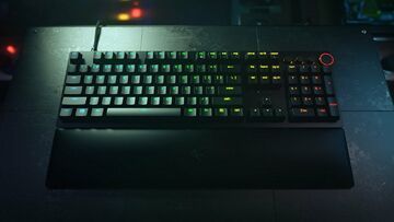 Razer Huntsman V2 test par 4WeAreGamers