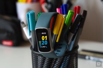 Fitbit Charge 5 reviewed by Engadget Fitbit Charge 5 reviewed by Engadget