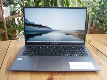 Asus VivoBook 15 test par Windows Central