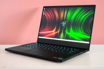 Razer Blade 14 test par Pocket-lint Razer Blade 14 test par Pocket-lint