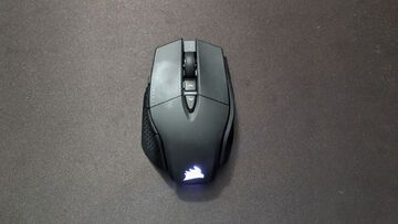 Corsair M65 RGB test par Laptop Mag Corsair M65 RGB test par Laptop Mag
