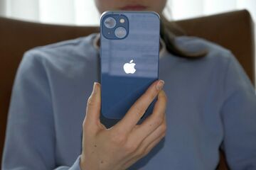 Apple iPhone 13 reviewed by L&B Tech Apple iPhone 13 reviewed by L&B Tech