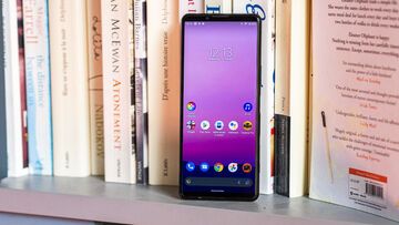 Sony Xperia 5 III testé par ExpertReviews Sony Xperia 5 III testé par ExpertReviews