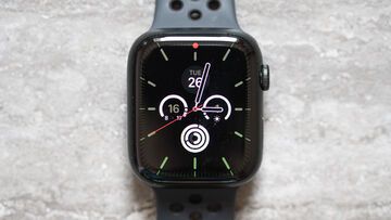 Apple Watch Series 7 test par ExpertReviews