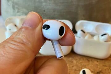 Apple AirPods 3 reviewed by DigitalTrends Apple AirPods 3 reviewed by DigitalTrends