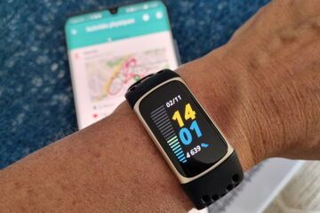 Fitbit Charge 5 testé par Tom's Guide (FR) Fitbit Charge 5 testé par Tom's Guide (FR)