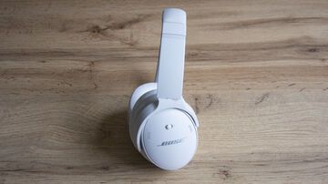 Bose QuietComfort 45 test par ExpertReviews