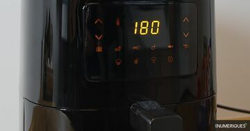 Test Essential Essential Airfryer Compact HD9252