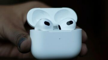 Apple AirPods 3 test par IndiaToday