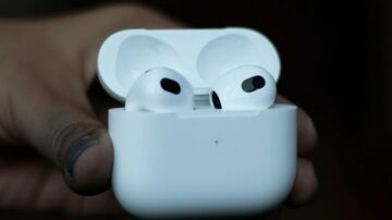 Apple AirPods 3 reviewed by IndiaToday Apple AirPods 3 reviewed by IndiaToday