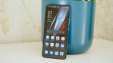 Nubia Redmagic 6R testé par ExpertReviews Nubia Redmagic 6R testé par ExpertReviews