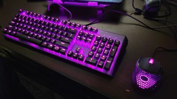 Cooler Master CK550 test par Gaming Trend Cooler Master CK550 test par Gaming Trend