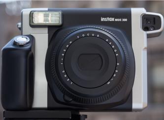 Fujifilm Instax Wide 300 Review: 2 Ratings, Pros and Cons