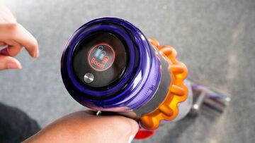 Dyson V15 Detect Absolute test par Chip.de