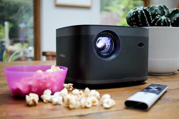 XGIMI Horizon Pro testé par Pocket-lint XGIMI Horizon Pro testé par Pocket-lint