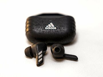 Adidas ZNE-01 testé par Android Central Adidas ZNE-01 testé par Android Central