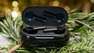 OnePlus Buds Z2 reviewed by ExpertReviews OnePlus Buds Z2 reviewed by ExpertReviews
