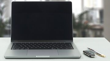 Apple MacBook Pro 14 reviewed by LaptopMedia Apple MacBook Pro 14 reviewed by LaptopMedia