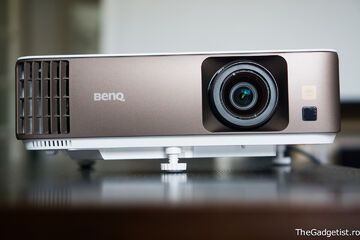 BenQ W1800i Review: 2 Ratings, Pros and Cons