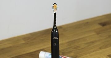 Philips Sonicare 9900 Prestige Review: 2 Ratings, Pros and Cons