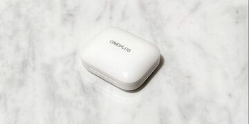 OnePlus Buds Pro reviewed by MUO