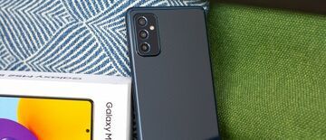 Samsung Galaxy M52 test par GSMArena
