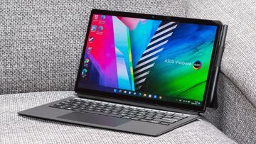 Asus Vivobook 13 Slate OLED reviewed by ExpertReviews
