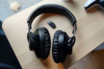JBL Quantum 350 testé par Journal du Geek JBL Quantum 350 testé par Journal du Geek