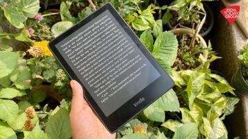 Amazon Kindle Paperwhite Signature Edition test par IndiaToday