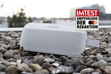 Bose SoundLink Flex Review: 17 Ratings, Pros and Cons