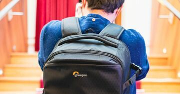 Lowepro Review: 2 Ratings, Pros and Cons