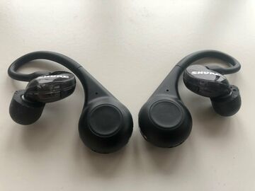 Shure 215 test par Trusted Reviews Shure 215 test par Trusted Reviews