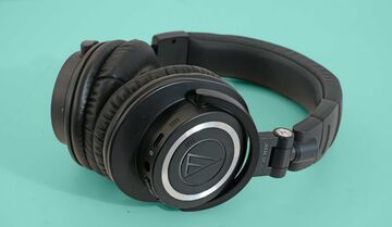 Audio-Technica ATH-M50xBT test par Trusted Reviews