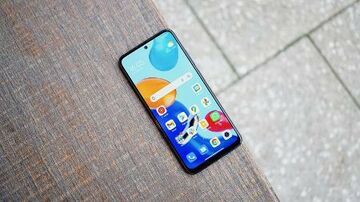 Xiaomi Redmi Note 11 reviewed by Tech Advisor