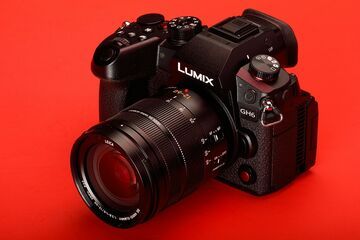 Panasonic Lumix DC-GH6 Review : List of Ratings, Pros and Cons