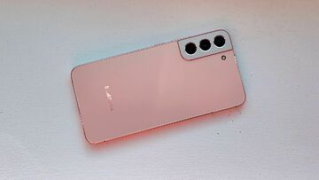 Samsung Galaxy S22 Plus test par TechRadar