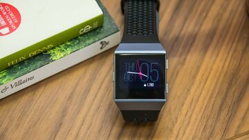 Fitbit Ionic reviewed by ExpertReviews