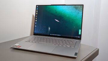 Lenovo IdeaPad Slim 7 test par Laptop Mag