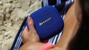 Sharp GX-BT60 test par ExpertReviews Sharp GX-BT60 test par ExpertReviews