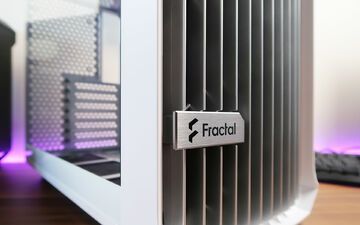 Fractal Design Torrent Compact reviewed by Club386