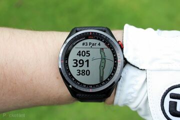 Garmin Approach S62 Review: 3 Ratings, Pros and Cons