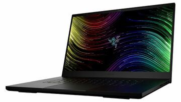 Razer Blade 17 reviewed by T3